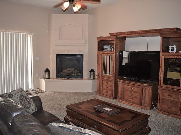 5th image of 705 Arcy St