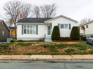 22 Saint Michaels Ave, St. John's, NL A1E1R8