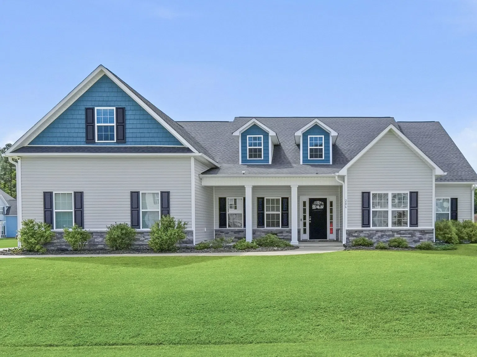 4 bed, 3196 sqft, $3,150 — Photo 1