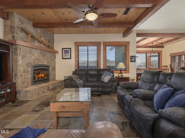 671 East Ridgeway Avenue, Hot Sulphur Springs, CO 80451