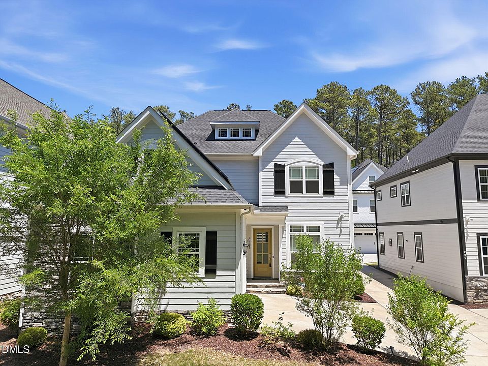 1st image of 204 Cotten Dr