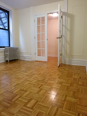 Rented by City & Suburban | media 21