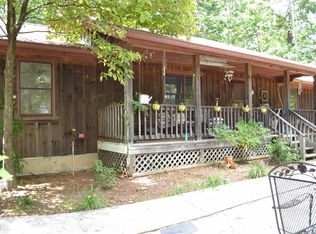 262 Rock Ridge Ln, Tiger, GA 30576