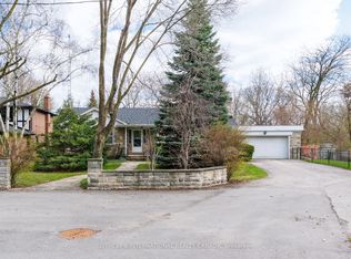 55 Van Dusen Blvd, Toronto, ON M8Z3E8