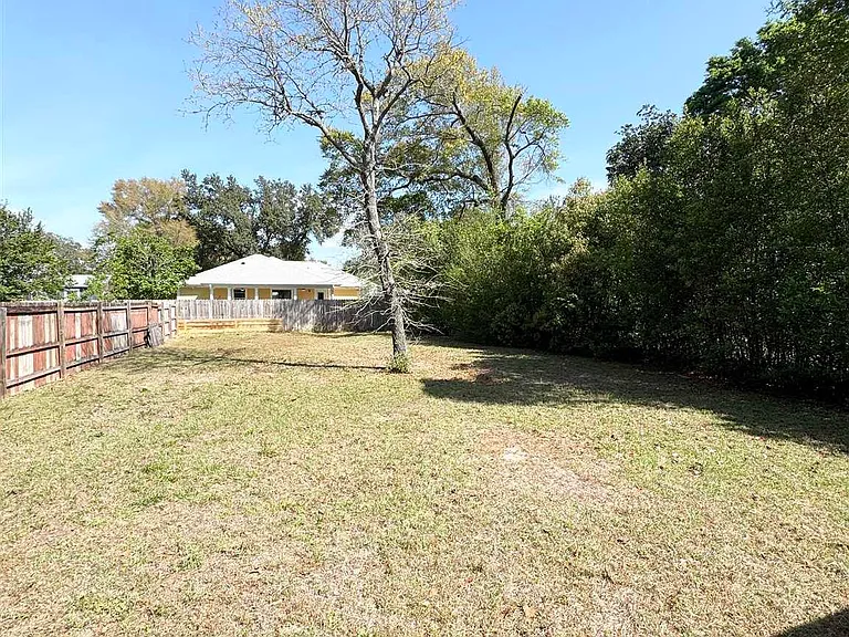 1318 Wilson Ave #A — Photo 15