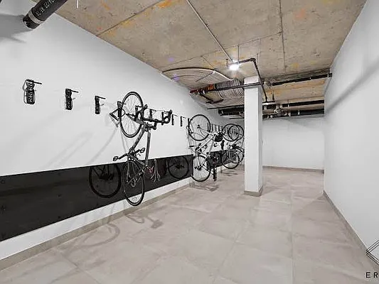 Rented by ERNY LLC | media 42