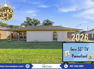 1736 Brown Trl, Hurst, TX 76054