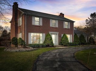 5112 Wind Point Rd, Racine, WI 53402