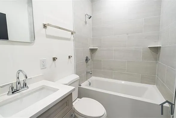 3140 W Diamond St #3 — Photo 5