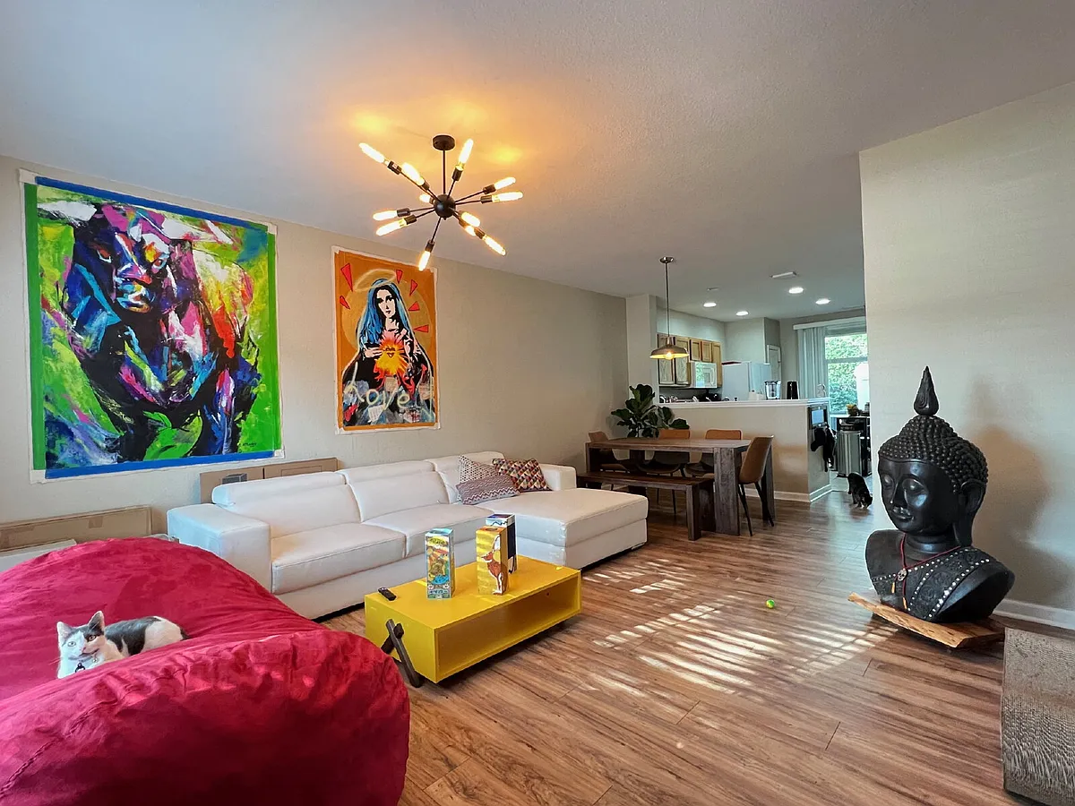 Building Photo - 4430 SW 49th Ave