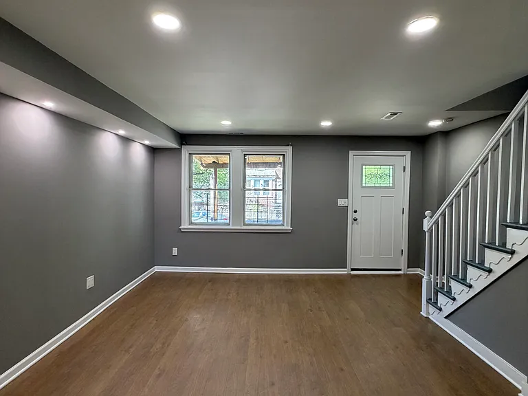 1353 Cambria St — Photo 4