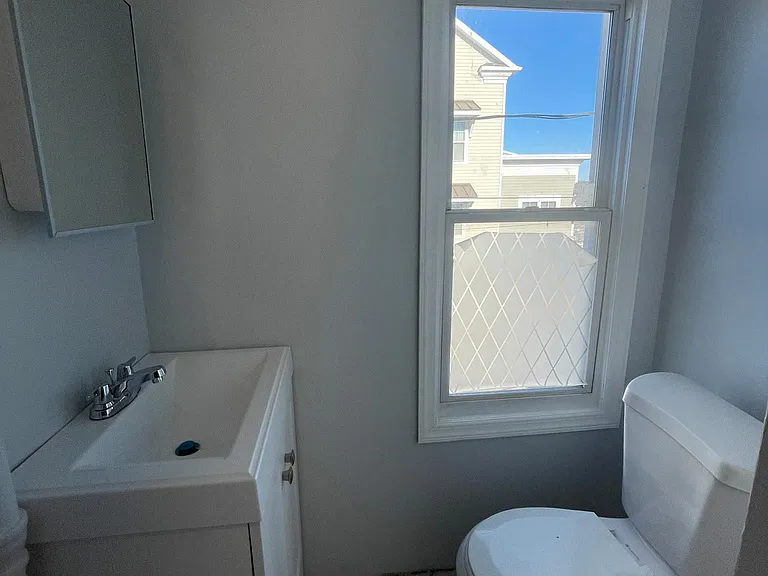 86 Wilson Pl #2 — Photo 13