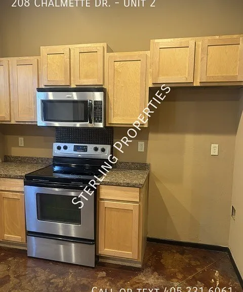 208 Chalmette Dr #2 — Photo 7
