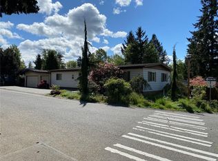 12801 NE 195th St, Bothell, WA 98011