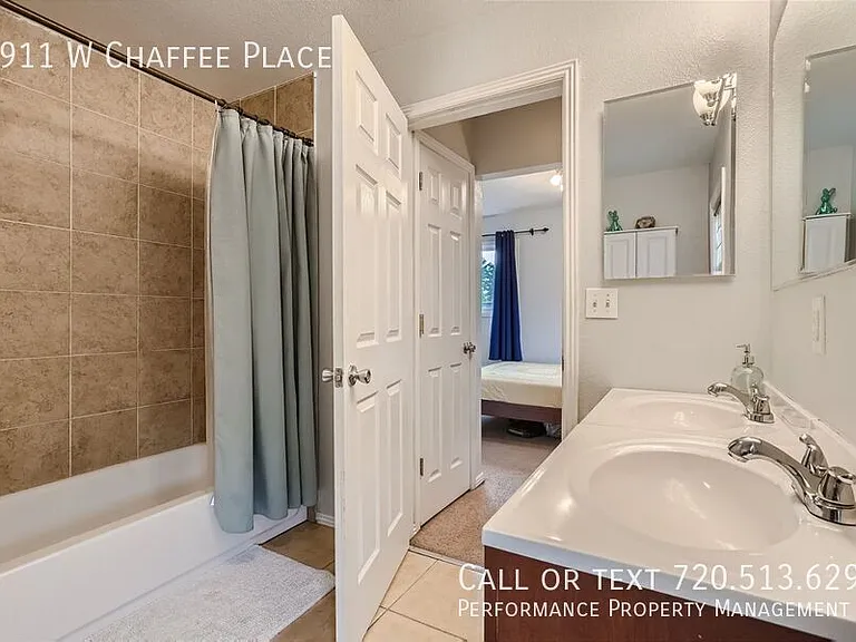 1911 W Chaffee Pl — Photo 21