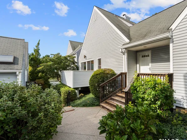 68 Wilton Crst #68, Wilton, CT 06897