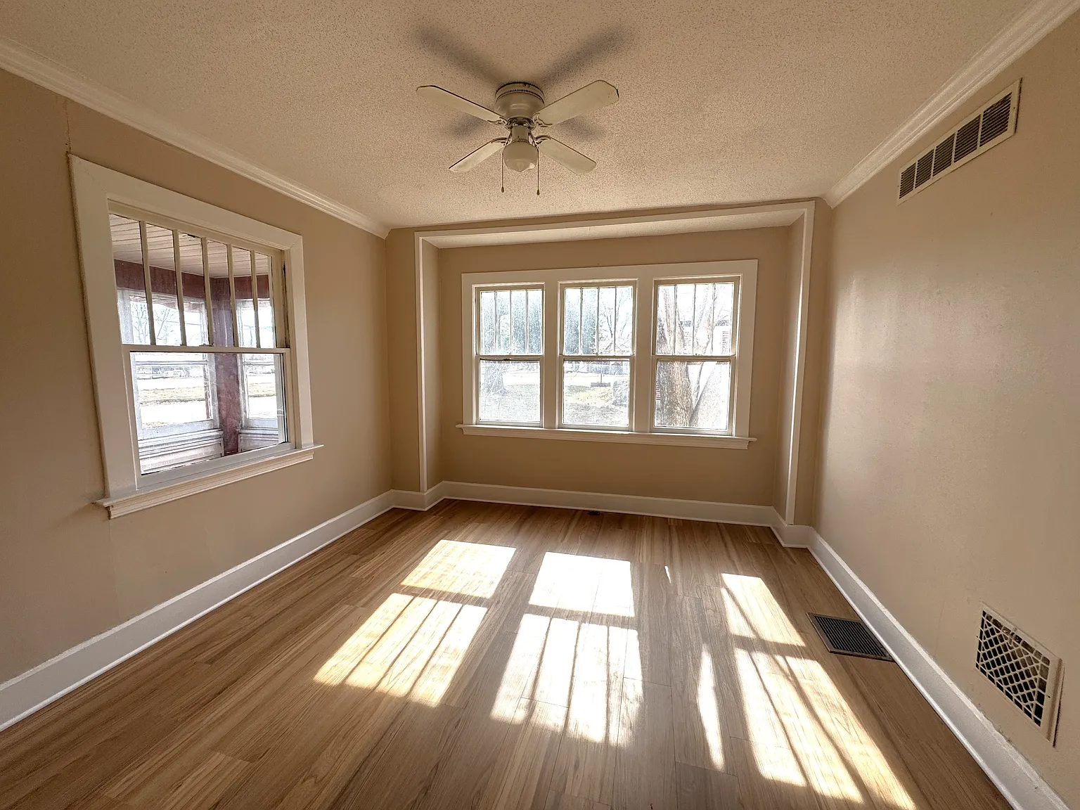4 bed, 1587 sqft, $1,250 — Photo 3