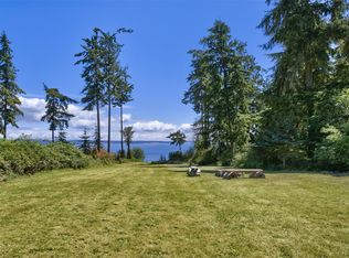 81 S Lip Lip Ln, Nordland, WA 98358