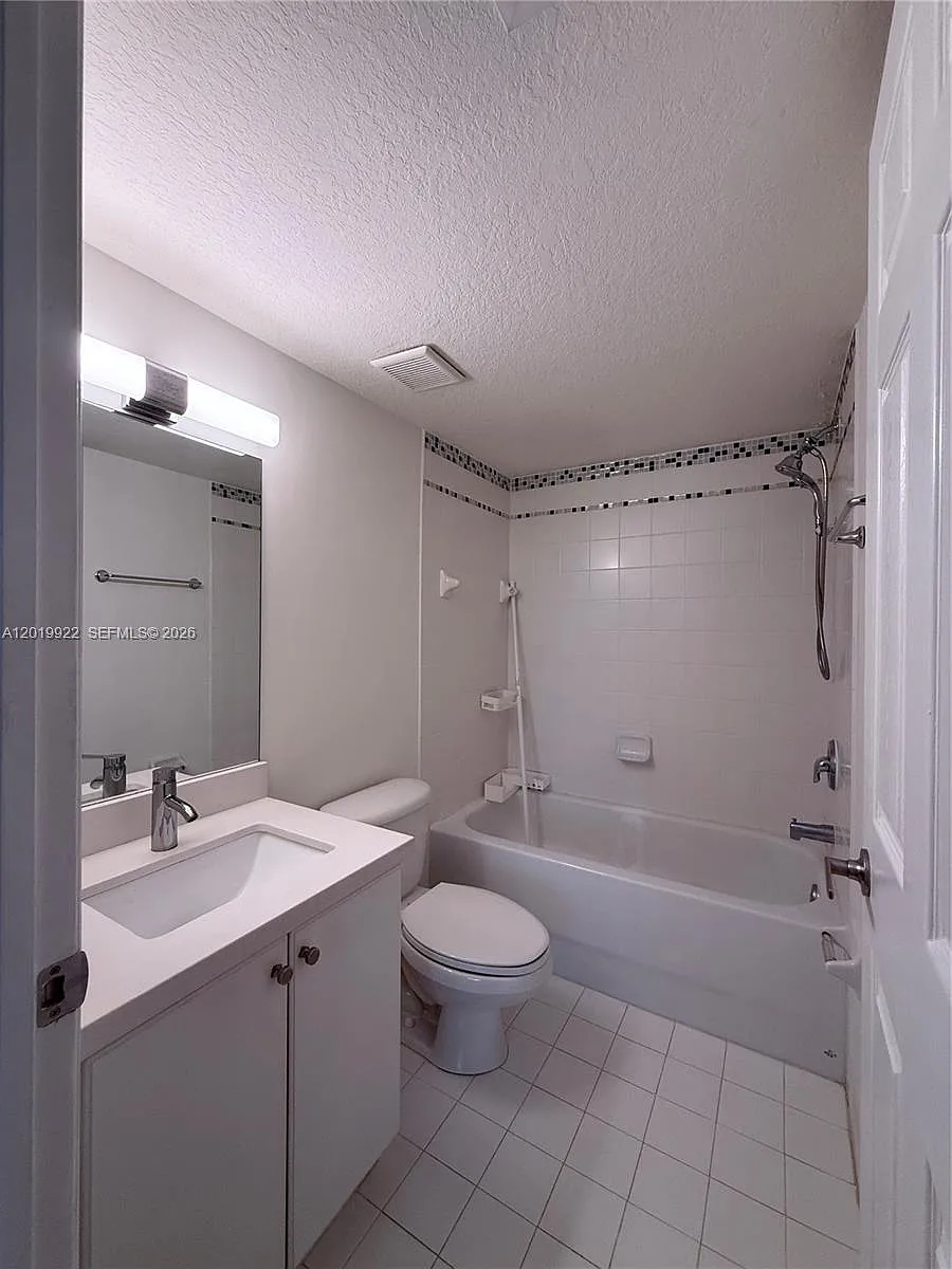 Building Photo - 22731 SW 88th Pl #205