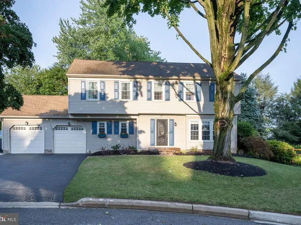 4 Wolf Trap Cir, Hockessin, DE 19707