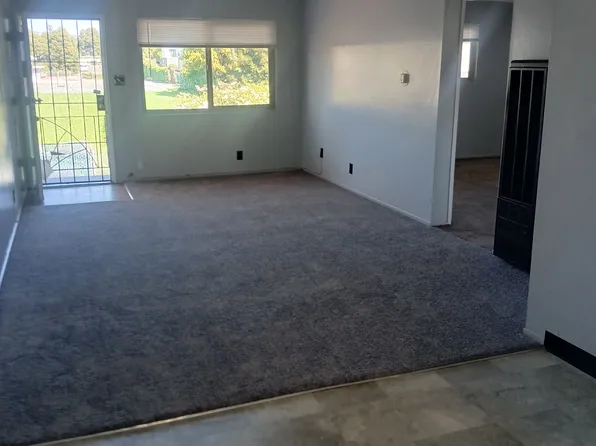 2506 Grove Way APT 19, Castro Valley, CA 94546