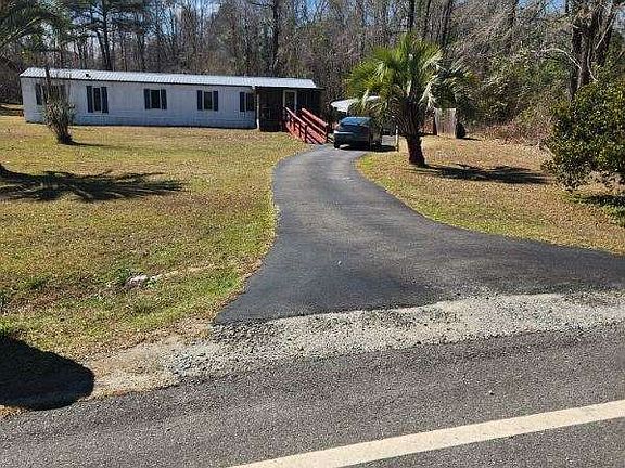 2nd image of 885 Henderson Rd