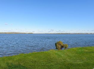 2 Malcolms Lndg UNIT 2, Northport, NY 11768