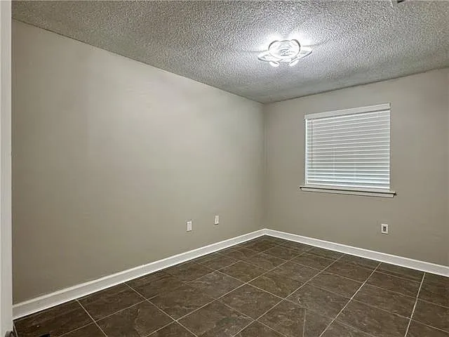 5128 Eden Roc Dr — Photo 13