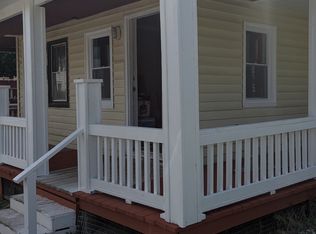 8 Elm St, Salem, NJ 08079