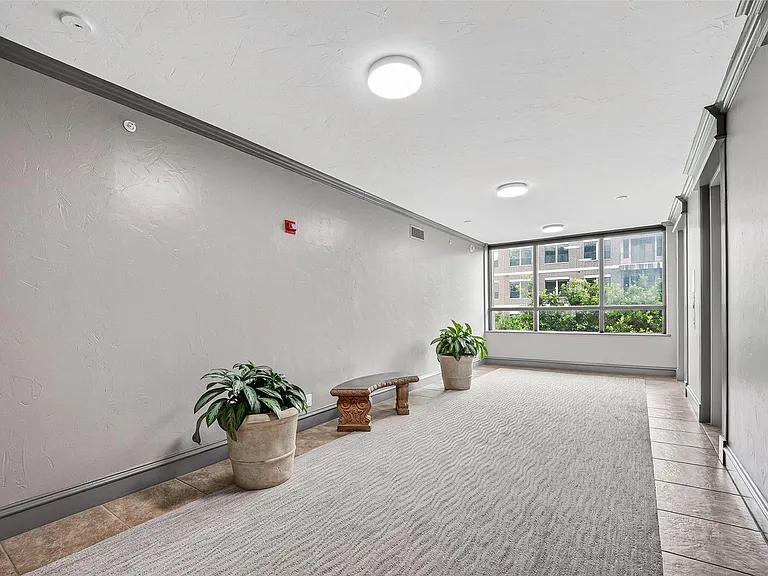 5150 Hidalgo St #402 — Photo 16
