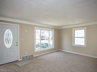 5267 W 46th St, Parma, OH 44134