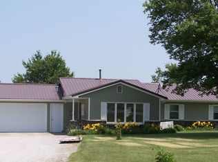 2272 57th Street Trl, Vinton, IA