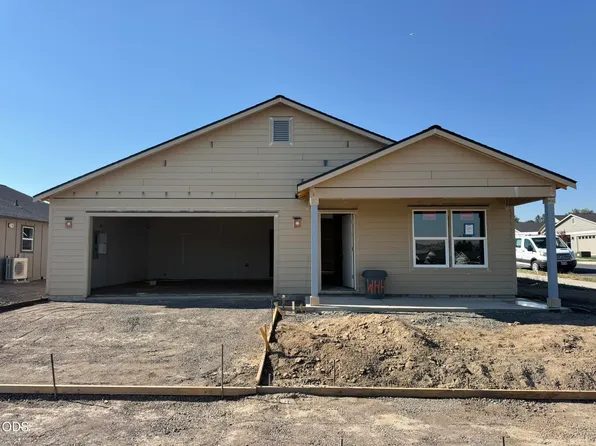 553 NE Mitchell St, Madras, OR 97741