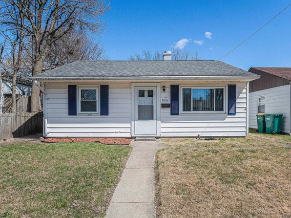 806 Berlin Ave, Mishawaka, IN 46544