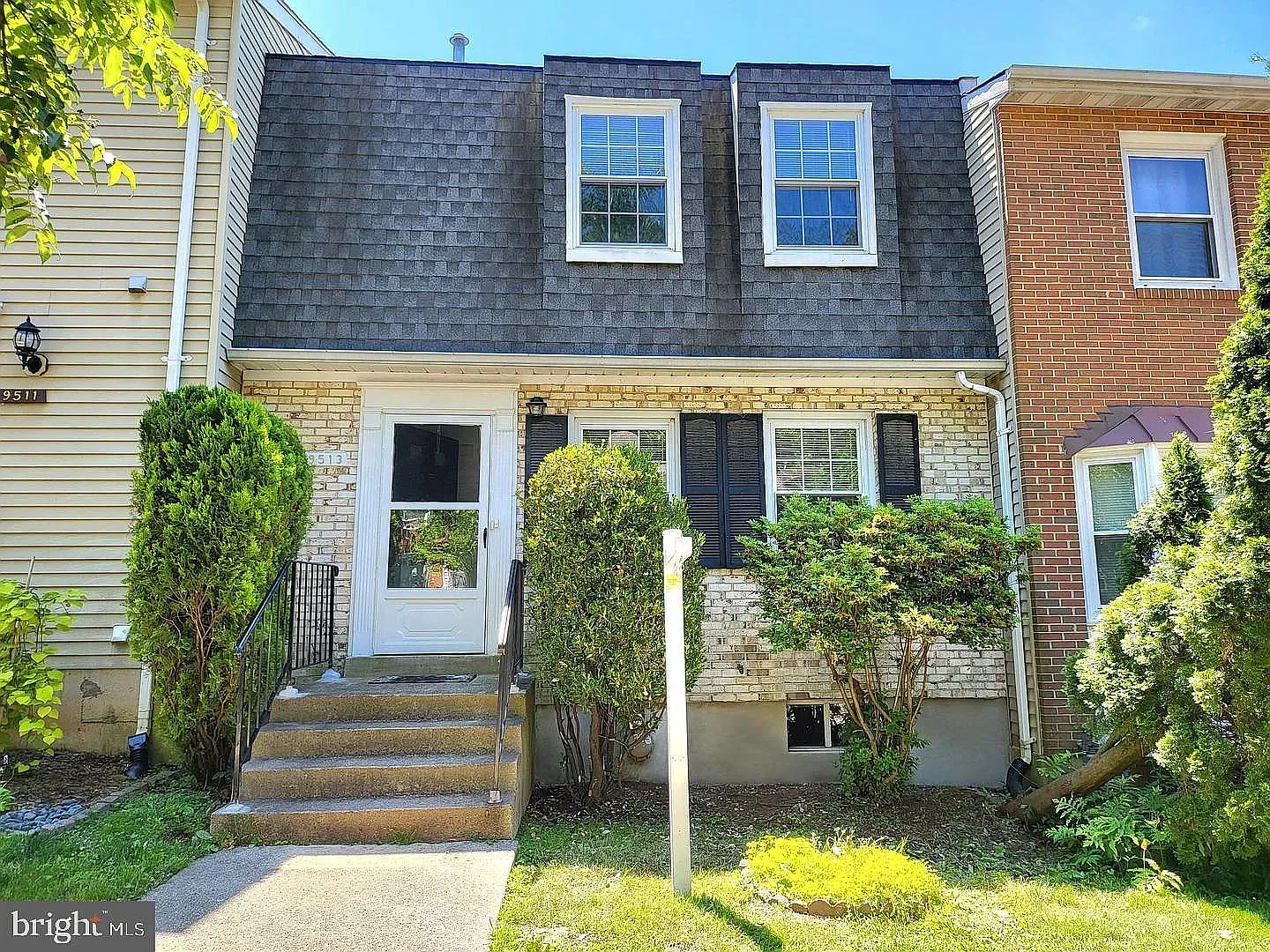 1 bed, 3.5 bath, $900 — Photo 1