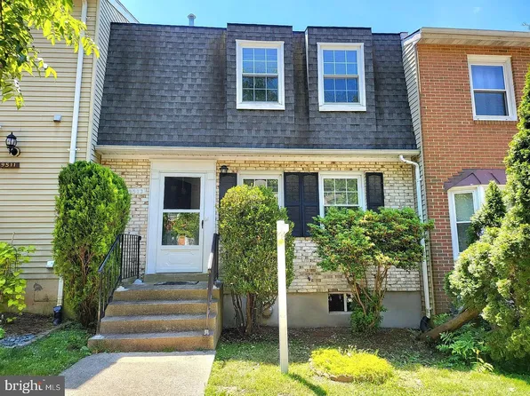 9513 Poplar Leaf Ct #2, Fairfax, VA 22031