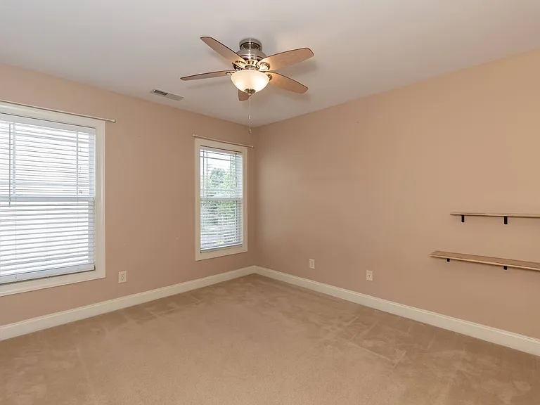 913 Steelhorse Dr — Photo 22