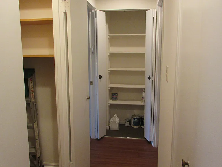 15100 Interlachen Dr #821 — Photo 36