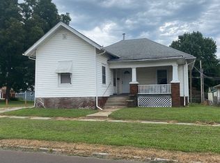 903 Elm St, Chillicothe, MO 64601