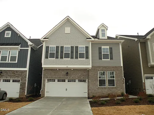 132 Tree Hill Ln Photo 1