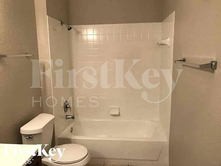8235 Mossborger Ave — Photo 9
