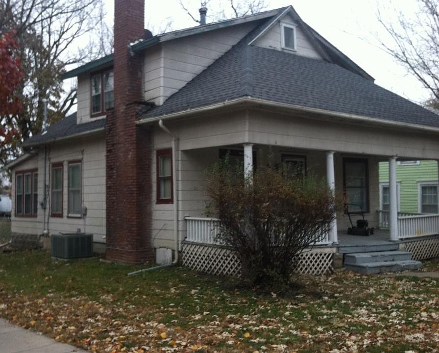 1st image of 628 Sylvan St