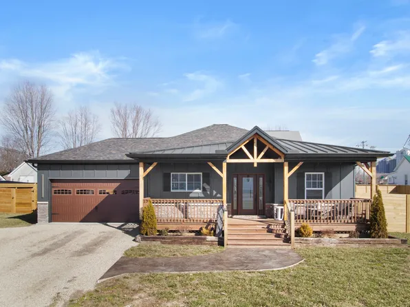 202 Willow St, Milroy, IN 46156