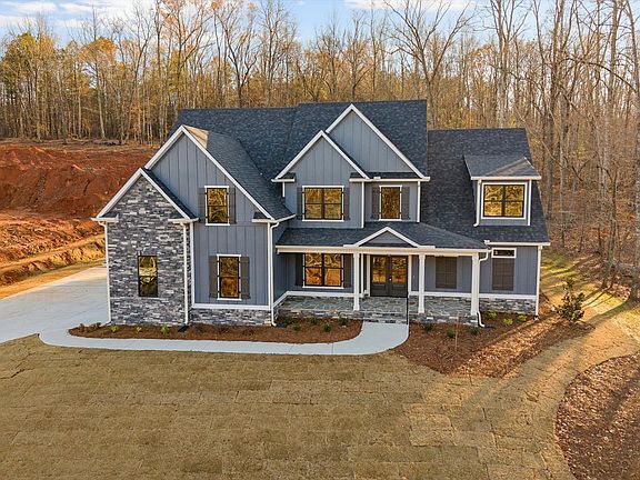 3rd image of 157 W Lake Blvd