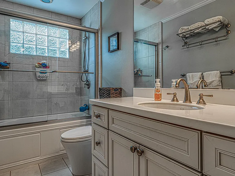 1810 Wandering Way Dr — Photo 16