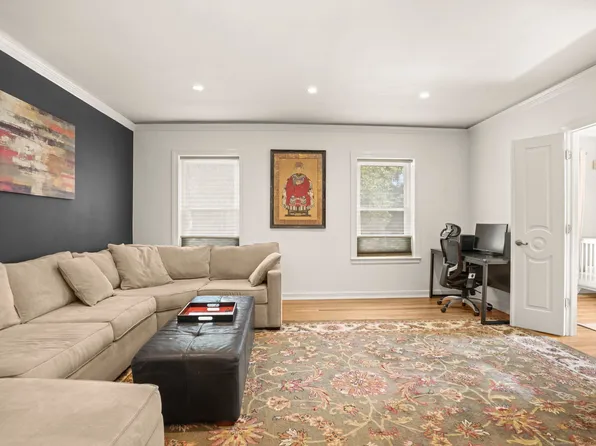 110 Woodside Green #1A, Stamford, CT 06905
