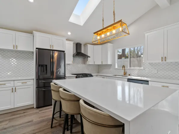 6907 Oakdale Ave, Winnetka, CA 91306