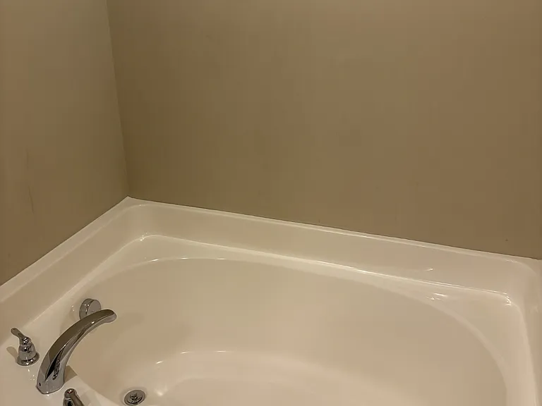 3605 Landshire View Ln — Photo 14