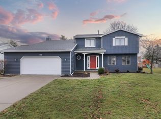 502 Chelsea Dr, Bloomington, IL