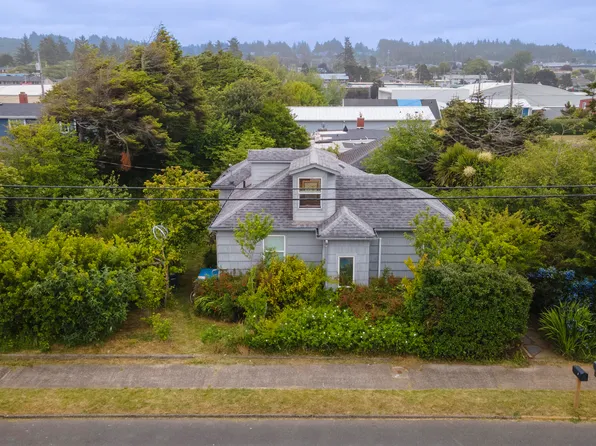 654 NW Nye St, Newport, OR 97365